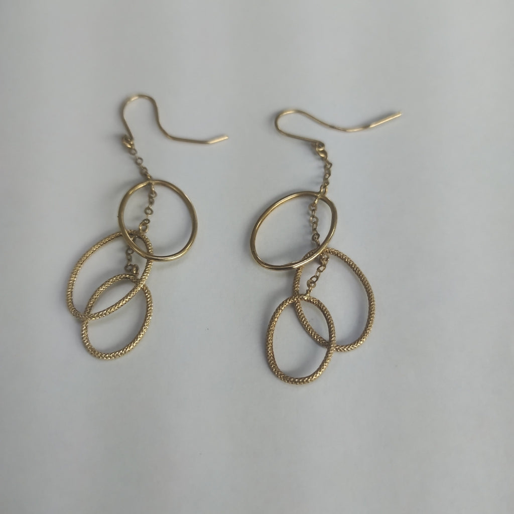 ARETES PAR ORO 14 K 2.5 GRMS (SEMINUEVO)