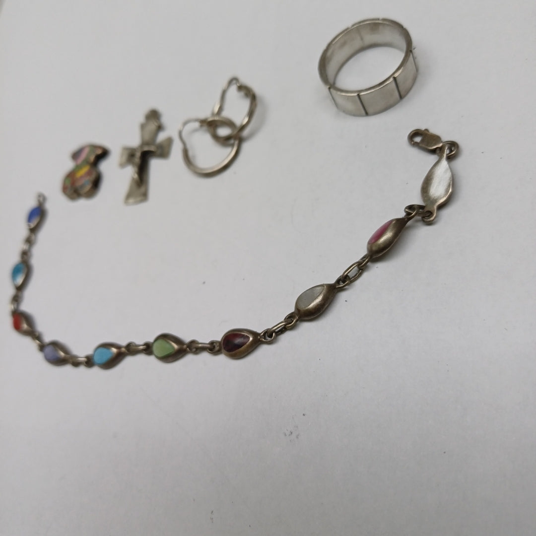 ANILLO, ARRACADAS PAR, CRUZ, DIJE, PULSERA PLATA 14.9 GRMS (SEMINUEVO)