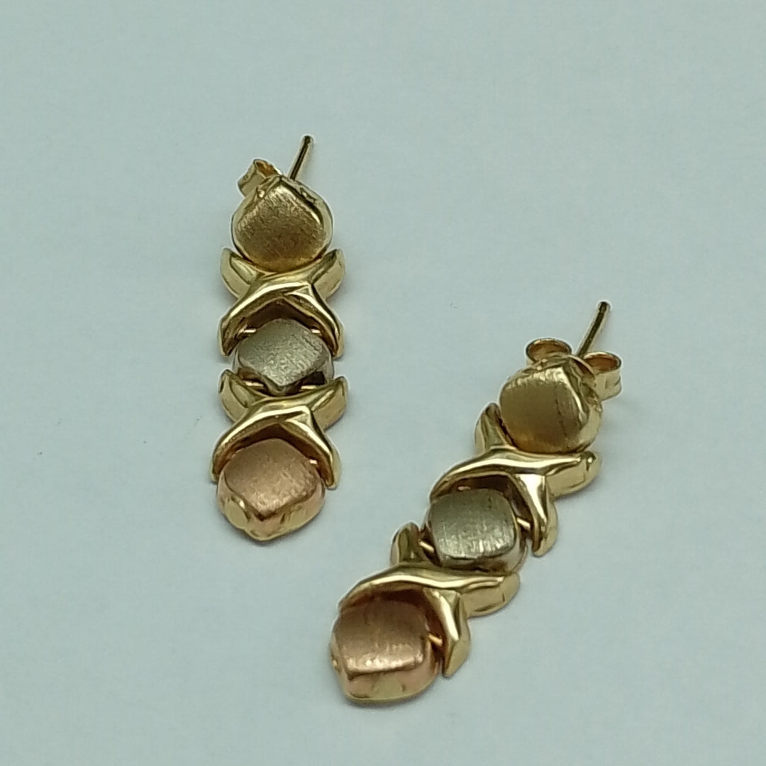 ARETES PAR ORO 14 K 3.8 GRMS (SEMINUEVO)