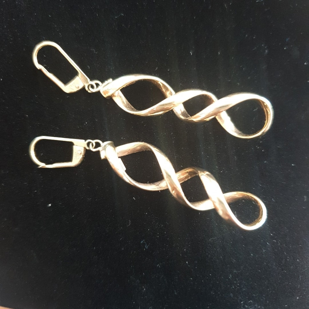 ARETES PAR ORO 14 K 2.7 GRMS (SEMINUEVO)
