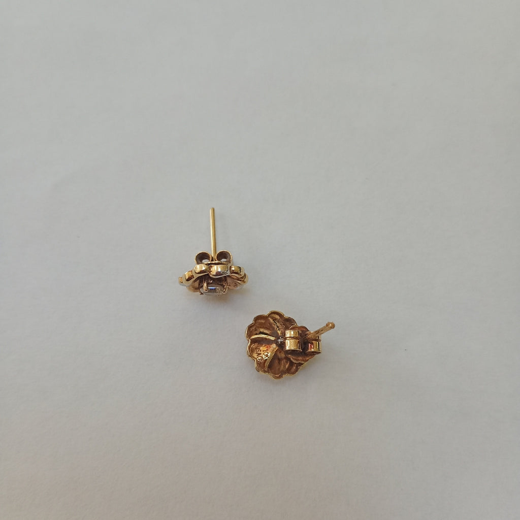 BROQUELES PAR ORO 8 K 2 GRMS (SEMINUEVO)