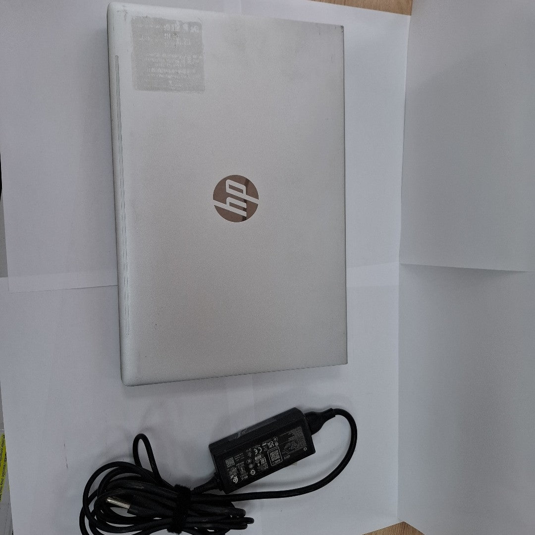 LAPTOP HP PROBOOK 440 G9 (2024) 512 GB SSD 16 GB RAM (SEMINUEVO)