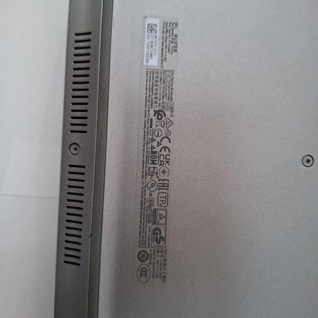LAPTOP DELL LATITUDE 5430 (2022) 256 GB SSD 16 GB RAM (SEMINUEVO)