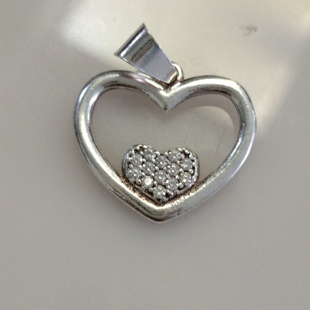 DIJE CORAZON C/CIRCONIAS PLATA .925 2.7 GR (NUEVO)