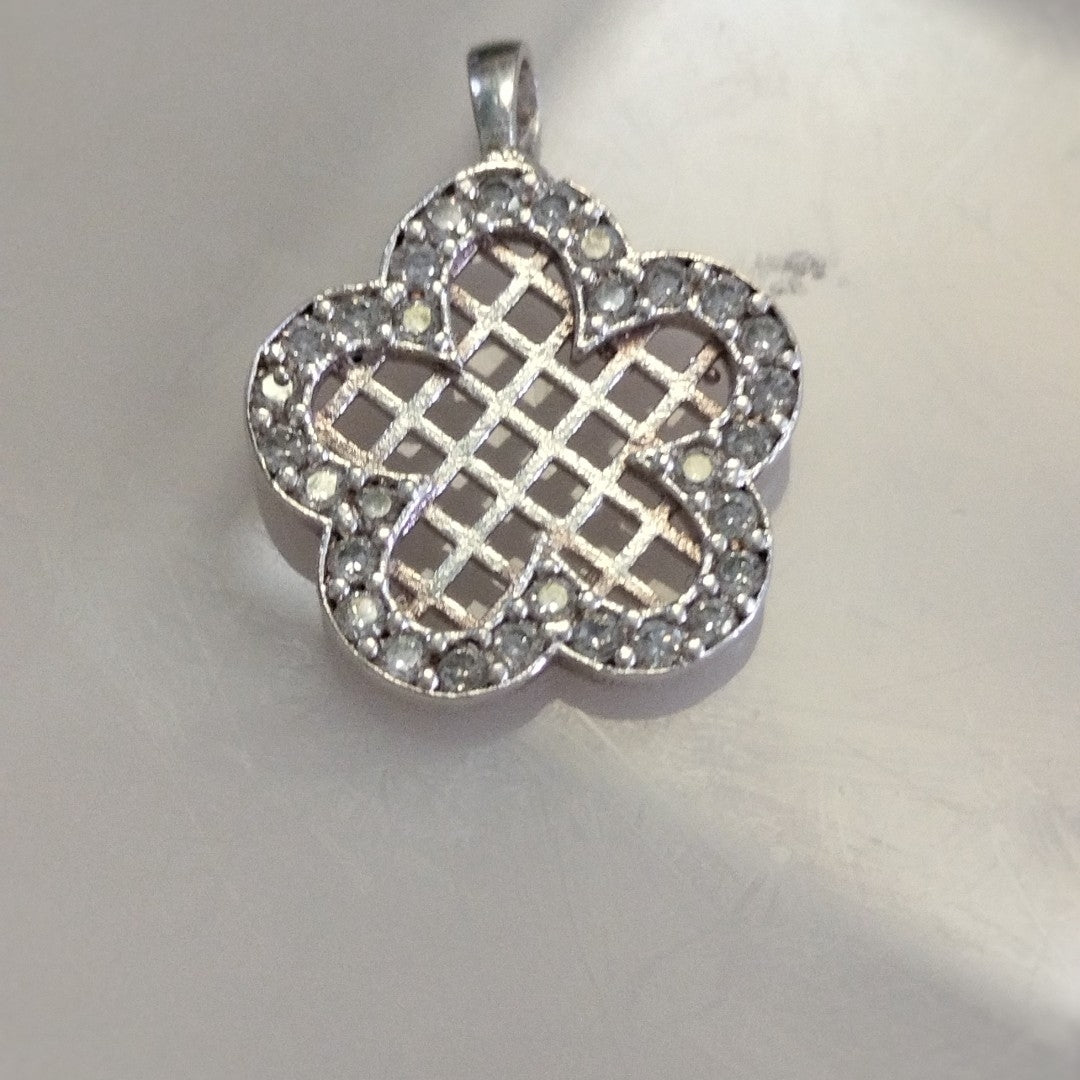 DIJE FLOR CON CIRCONIAS PLATA .925 1.8 GR (NUEVO)