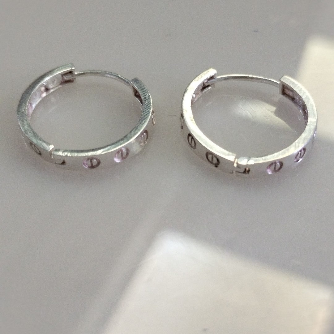 ARETES ARRACADAS FIG TORNILLOS PLATA .925 2.63 GR (NUEVO)