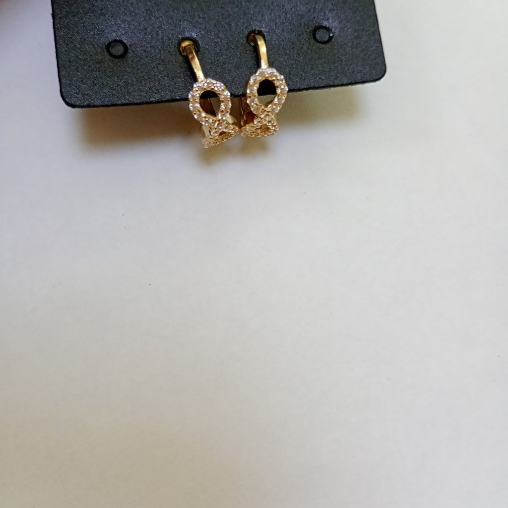 HUGGIES ORO 14K 1.8 (NUEVO)