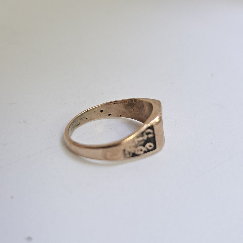 ANILLO DE GRADUACIÓN ORO 8 K 2.7 GRMS (SEMINUEVO)