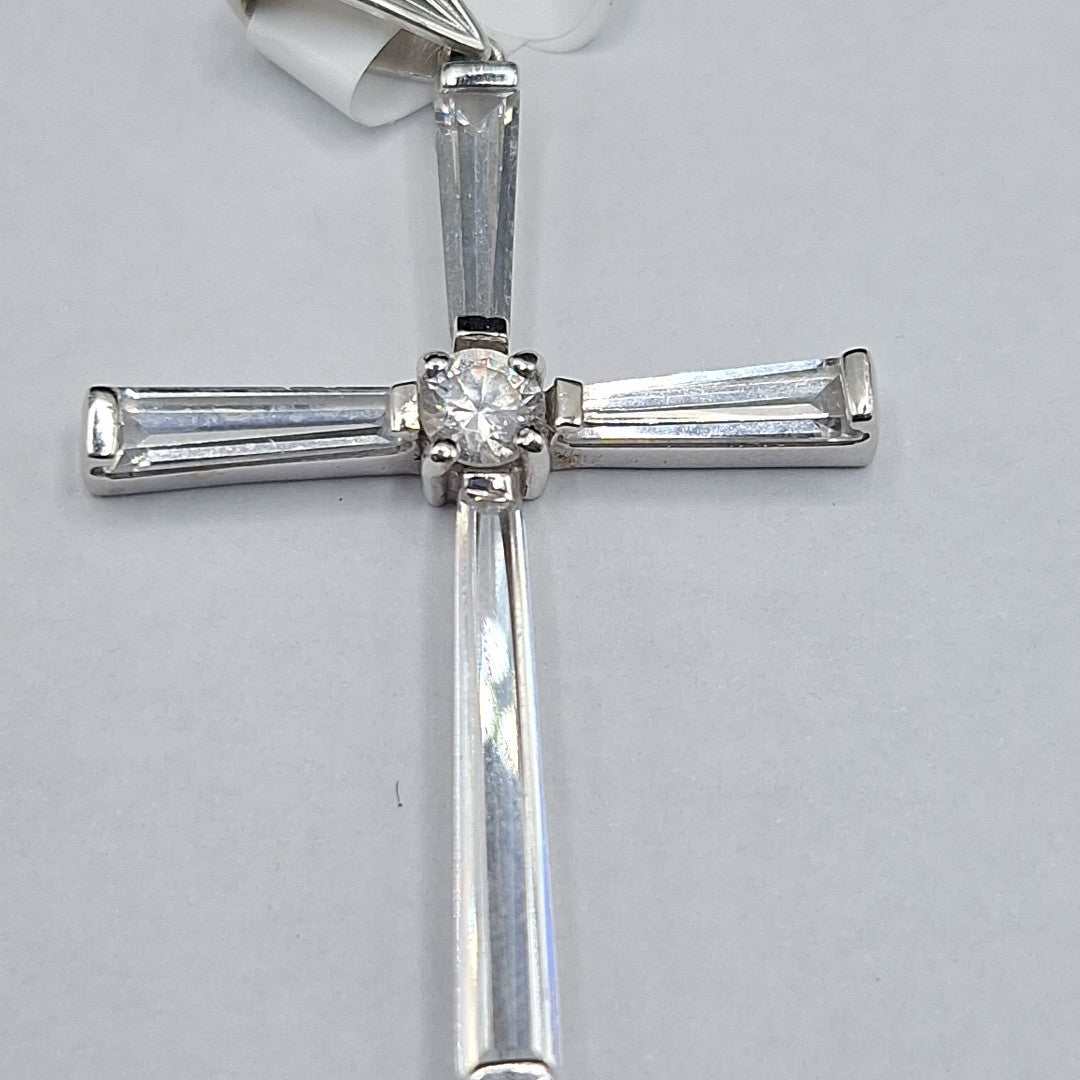 CRUZ, DIJE ORO, ORO BLANCO 14 K 4.3 GRMS (SEMINUEVO)