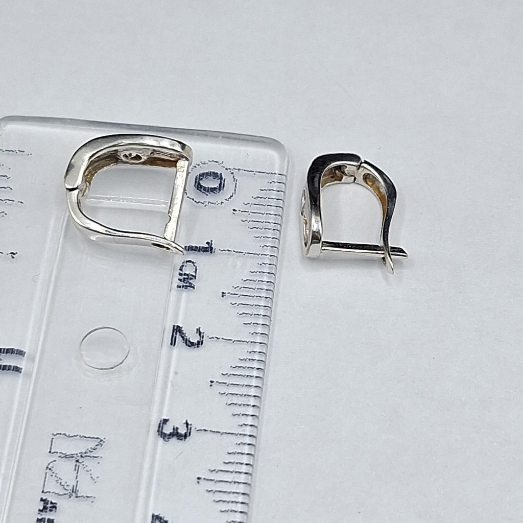 ARETES PAR ORO, ORO BLANCO 14 K 2.5 GRMS (SEMINUEVO)