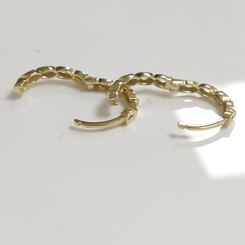 HUGGIES ORO 14K 2 (NUEVO)