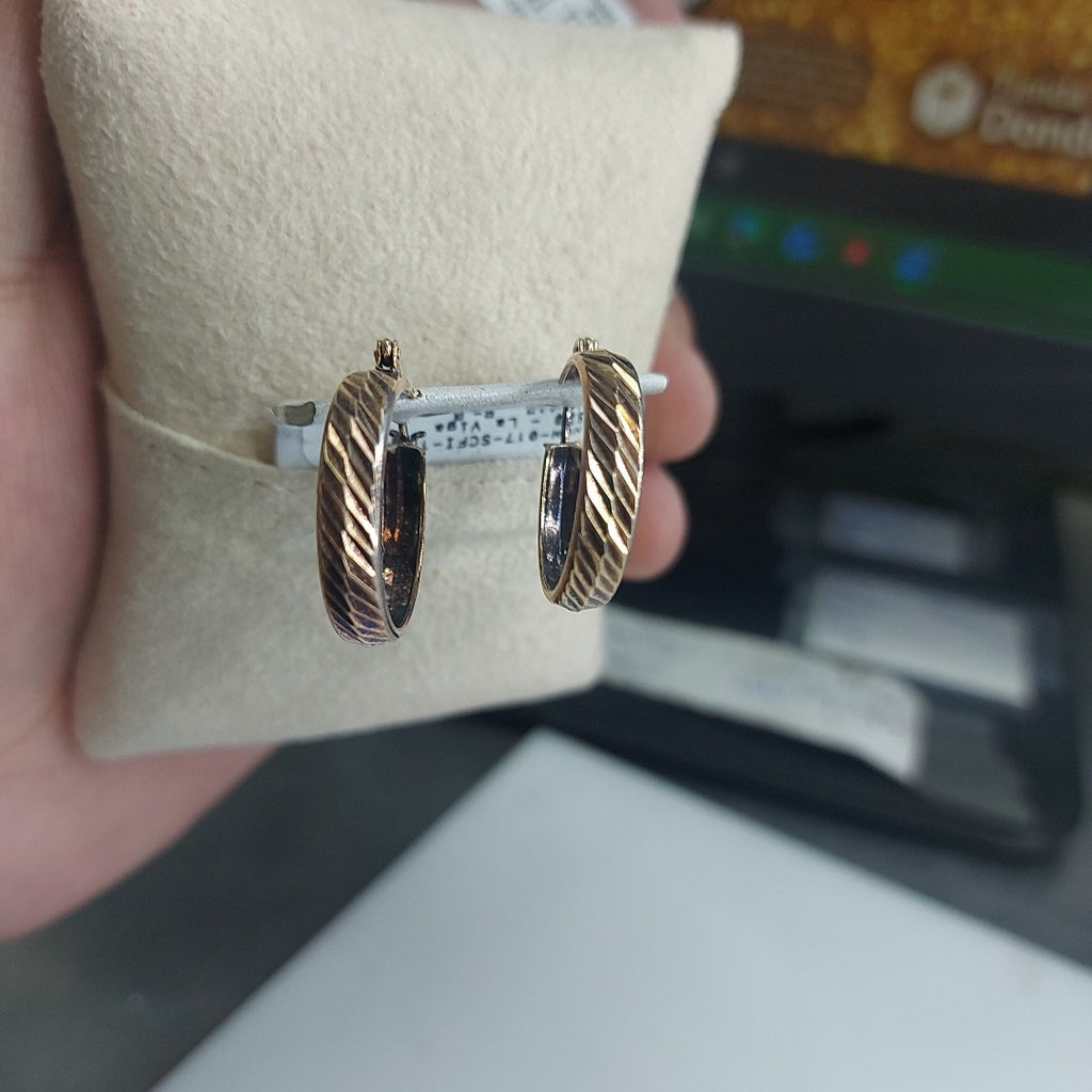 PAR ARRACADAS LABRADAS PLATA .925 2.4 GR (NUEVO)