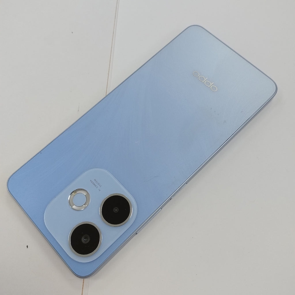 CELULAR OPPO A5 PRO CPH2711 (2025) 256 GB 8 GB RAM (SEMINUEVO)