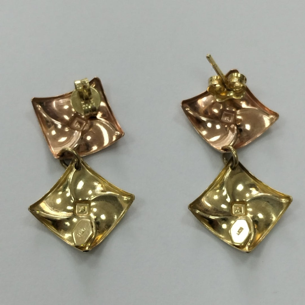 ARETES PAR ORO COMBINADO 14 K 2,70 GRMS (SEMINUEVO)