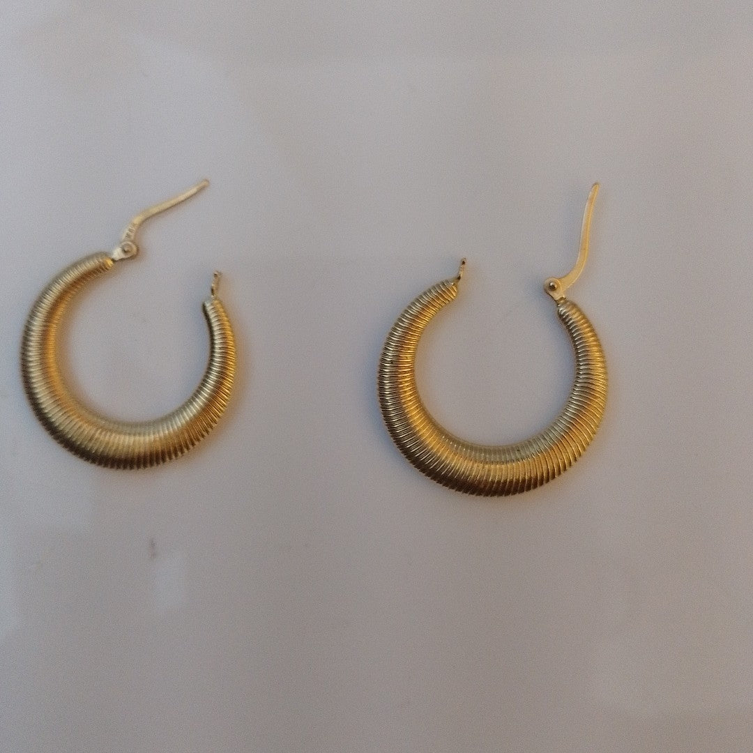 ARRACADAS PAR ORO 14 K 3,20 GRMS (SEMINUEVO)