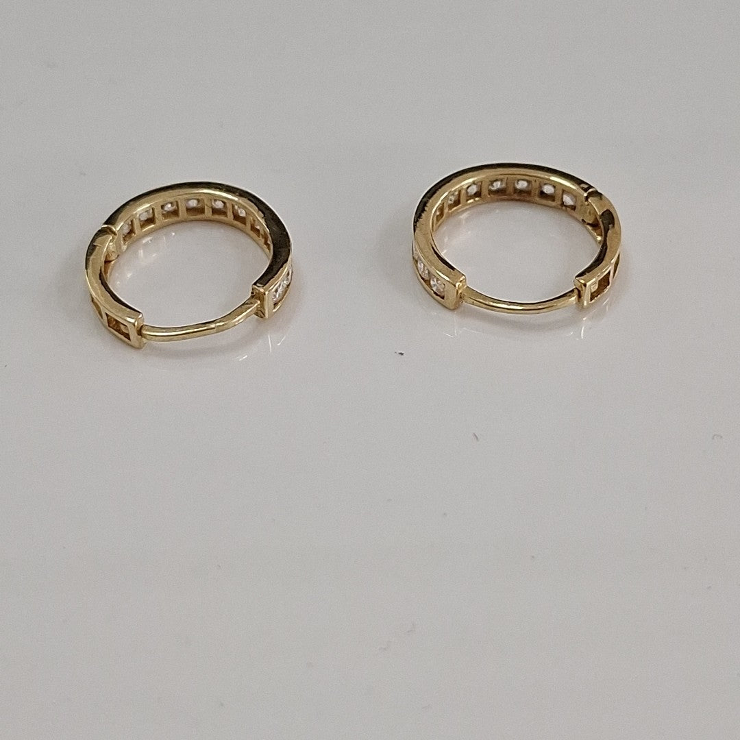 ARRACADAS PAR ORO 10 K 2 GRMS (SEMINUEVO)