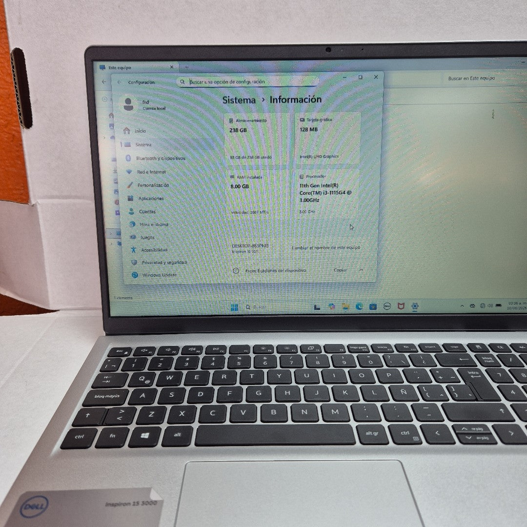 LAPTOP DELL INSPIRON 15 3511 (2023) 256 GB SSD 8 GB RAM (SEMINUEVO)
