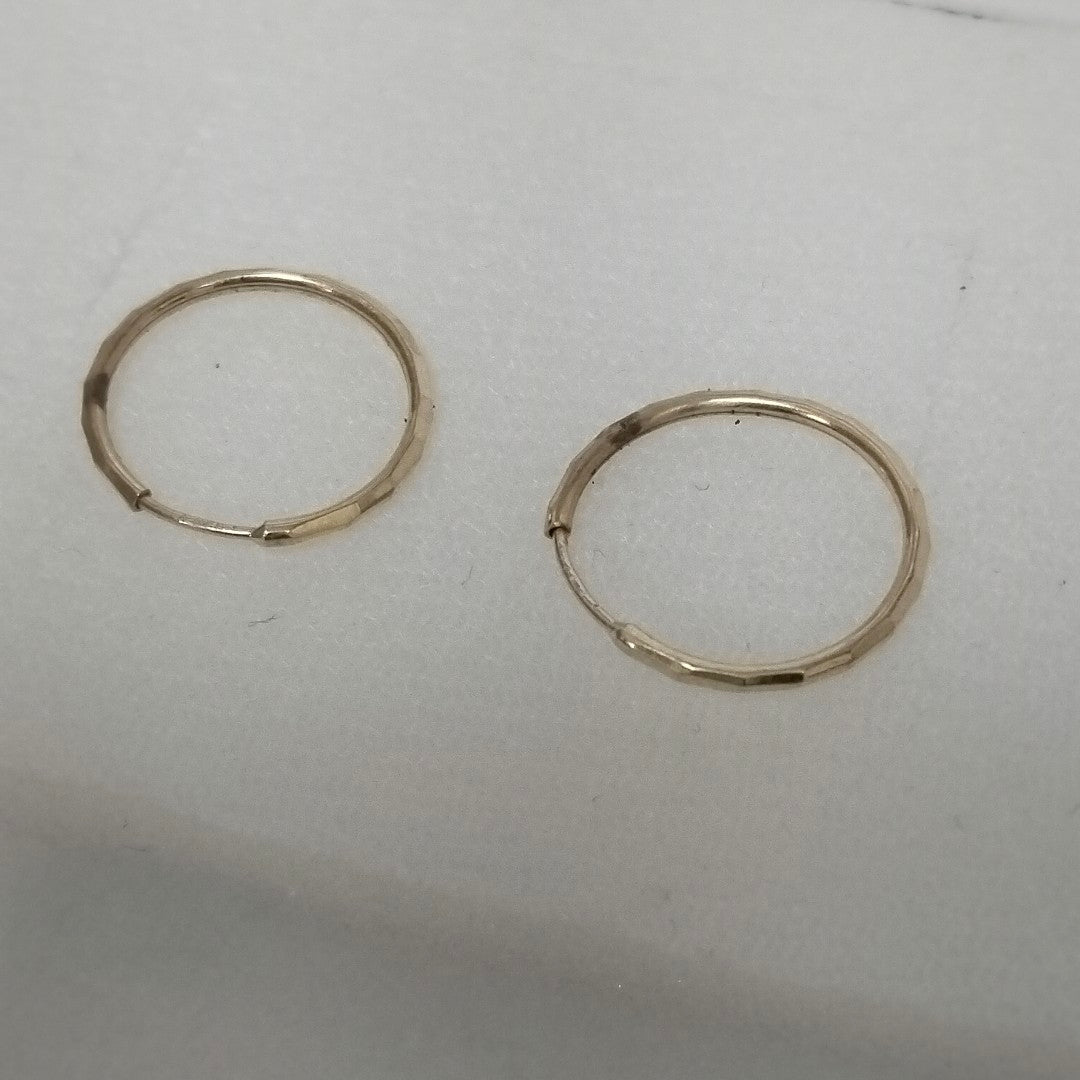 ARRACADAS PAR ORO 14 K 0.6 GRMS (SEMINUEVO)