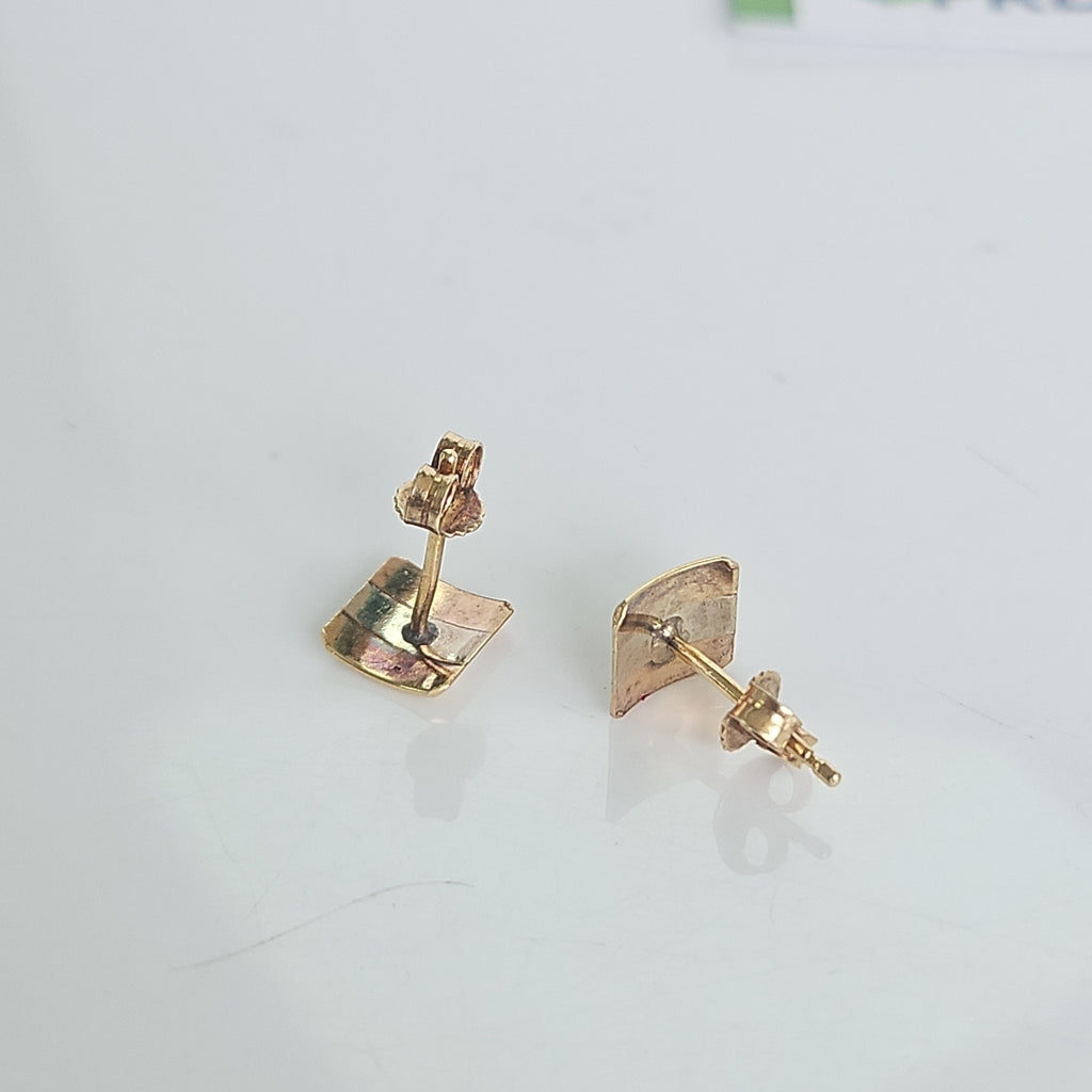 BROQUELES PAR ORO COMBINADO 14 K 1.5 GRMS (SEMINUEVO)