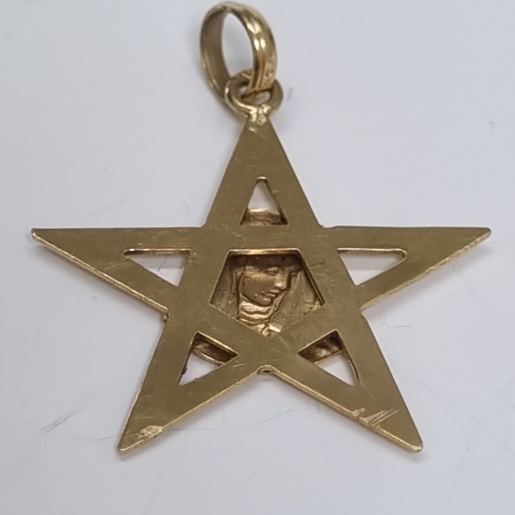 DIJE ORO 18 K 1 GRMS (SEMINUEVO)