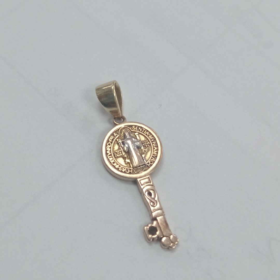 DIJE ORO 14 K 1.5 GRMS (SEMINUEVO)