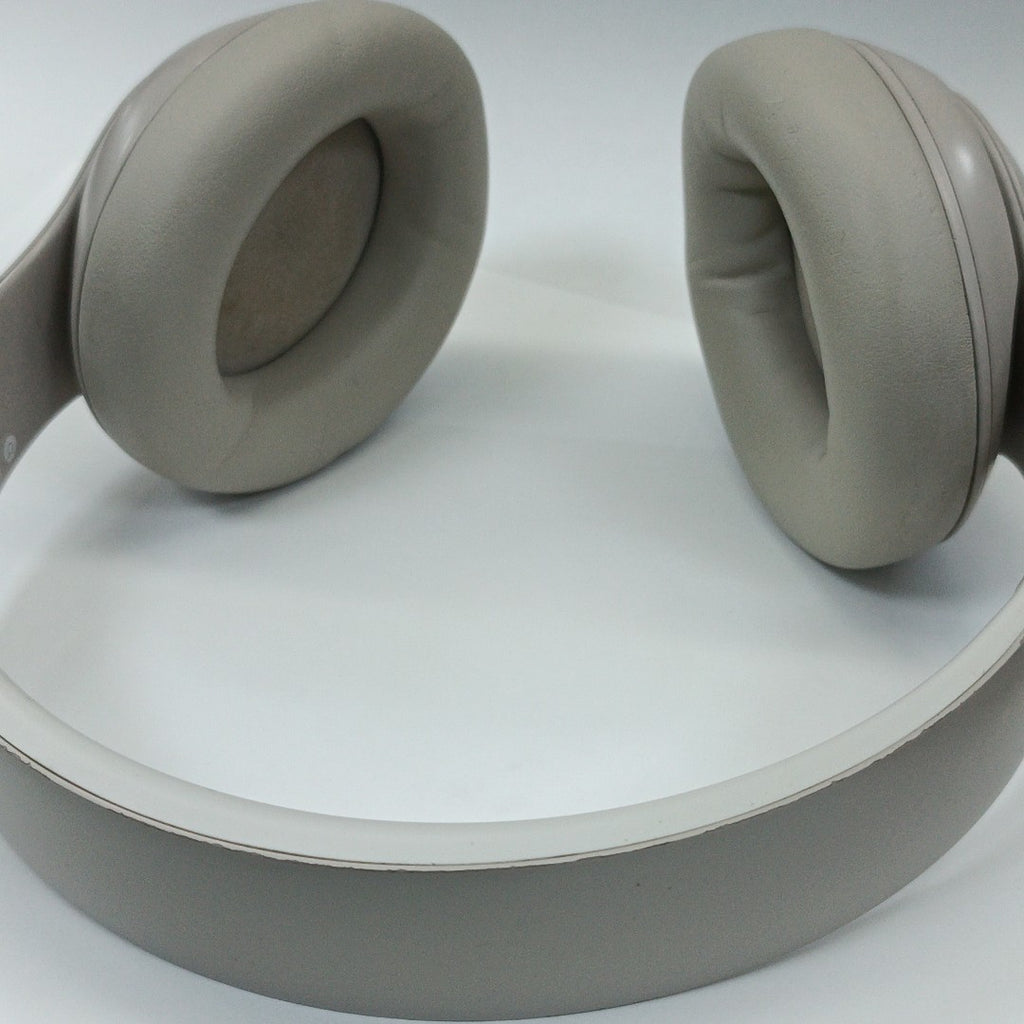 AUDIFONOS BEATS STUDIO PRO INALAMBRICO OVER EAR (SEMINUEVO)