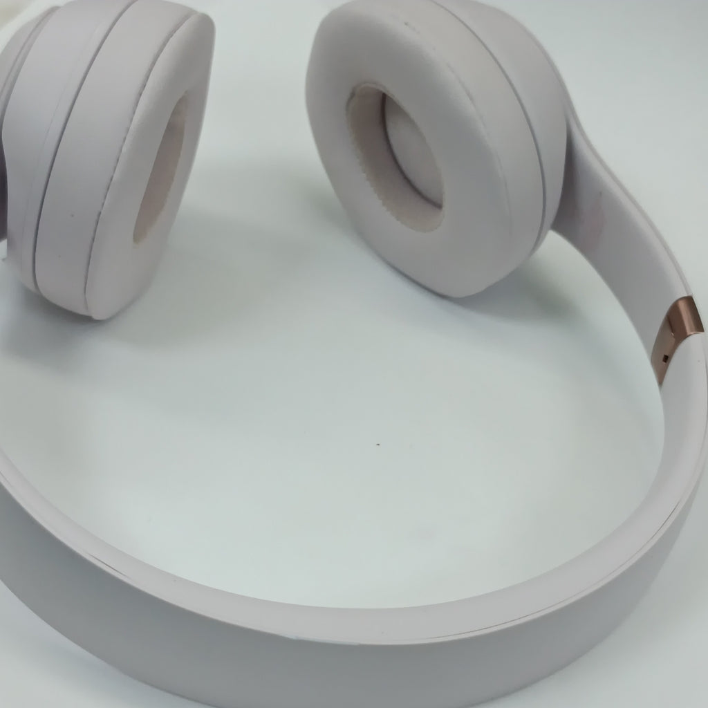 AUDIFONOS BEATS SOLO 4 INALAMBRICO ON EAR (SEMINUEVO)