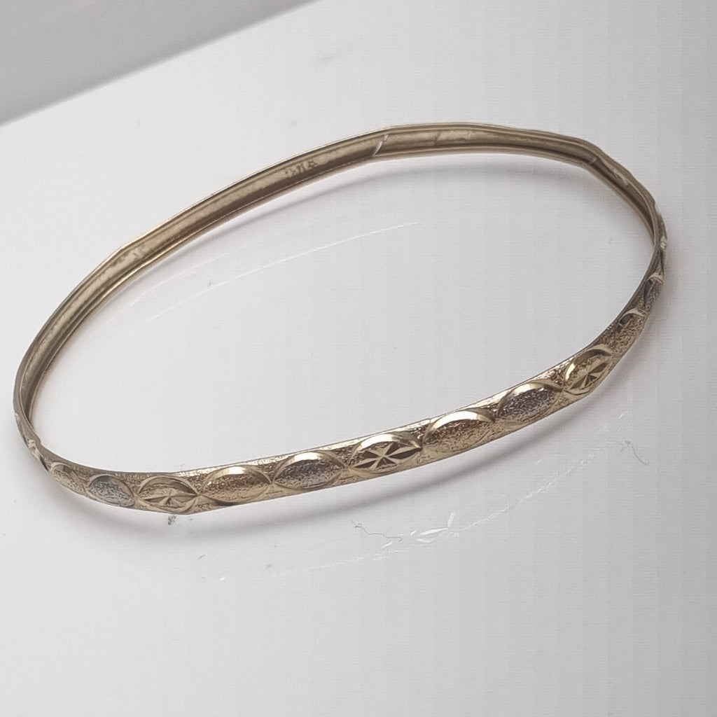 PULSERA RIGIDA ORO 10 K 4.3 GRMS (SEMINUEVO)