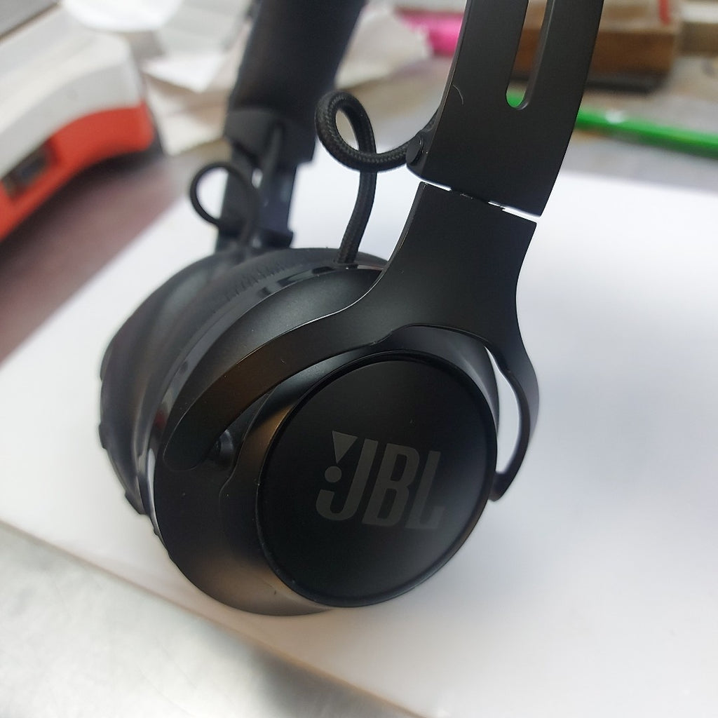 AUDIFONOS JBL CLUB700BT INALAMBRICO ON EAR (SEMINUEVO)