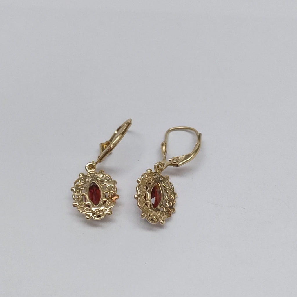 ARETES PAR ORO 14 K 2.8 GRMS (SEMINUEVO)