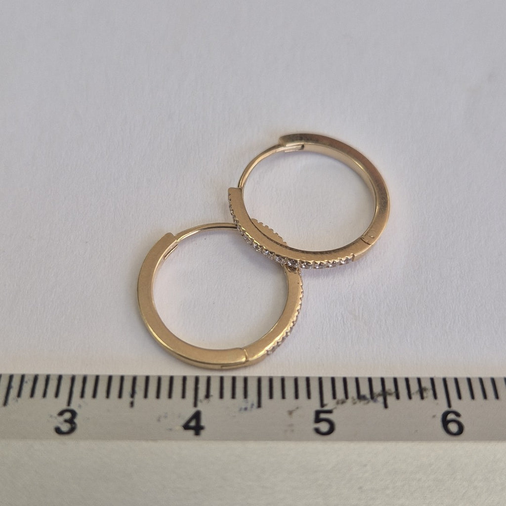 HUGGIES ORO 14K 1.4 (NUEVO)