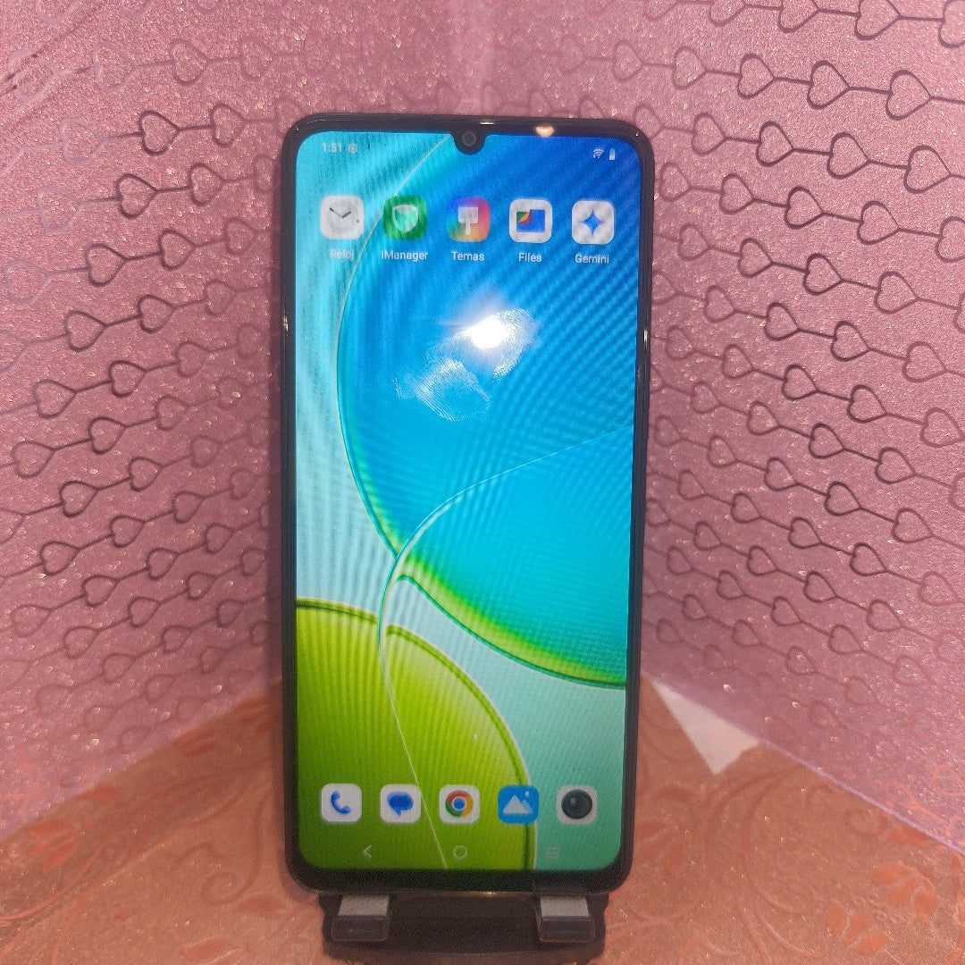 CELULAR VIVO Y04 V2430 (2025) 256 GB 4 GB RAM (SEMINUEVO)