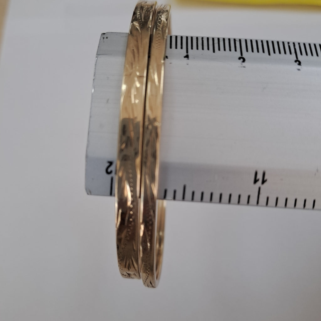 PULSERA RIGIDA ORO 10 K 8.7 GRMS (SEMINUEVO)