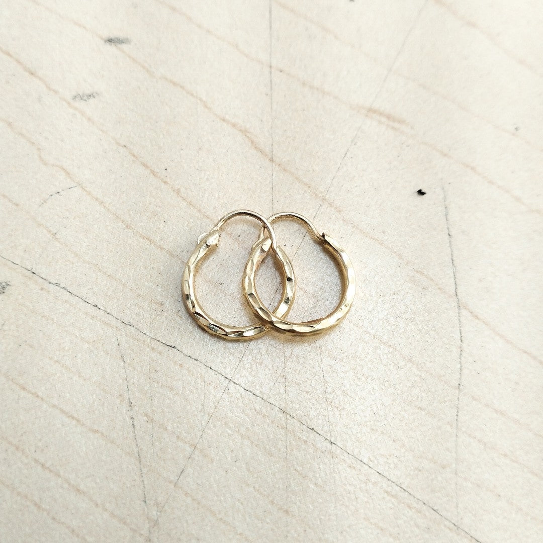 ARRACADAS PAR ORO 14 K 0.9 GRMS (SEMINUEVO)