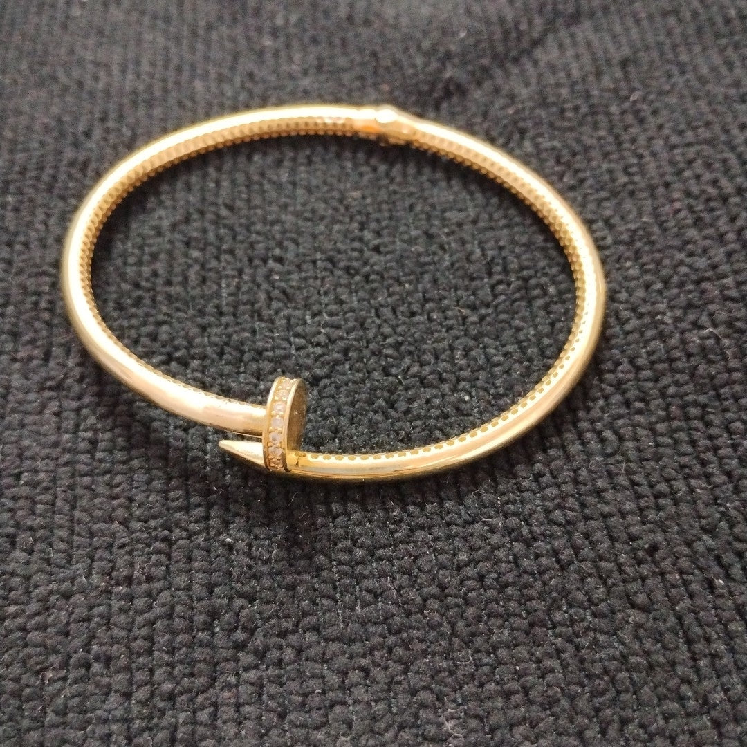 PULSERA RIGIDA ORO 10 K 9.1 GRMS (SEMINUEVO)