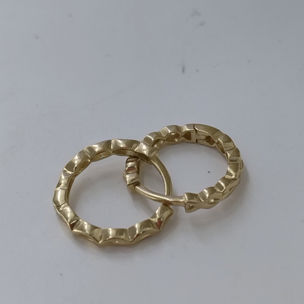 HUGGIES ORO 14K 2.1 (NUEVO)