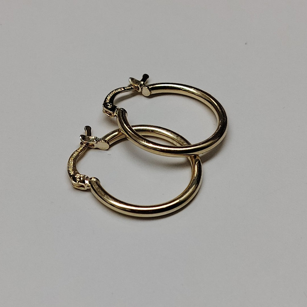 ARETES TEJIDO ARRACADAS LISAS 14K 1.2 GR (NUEVO)
