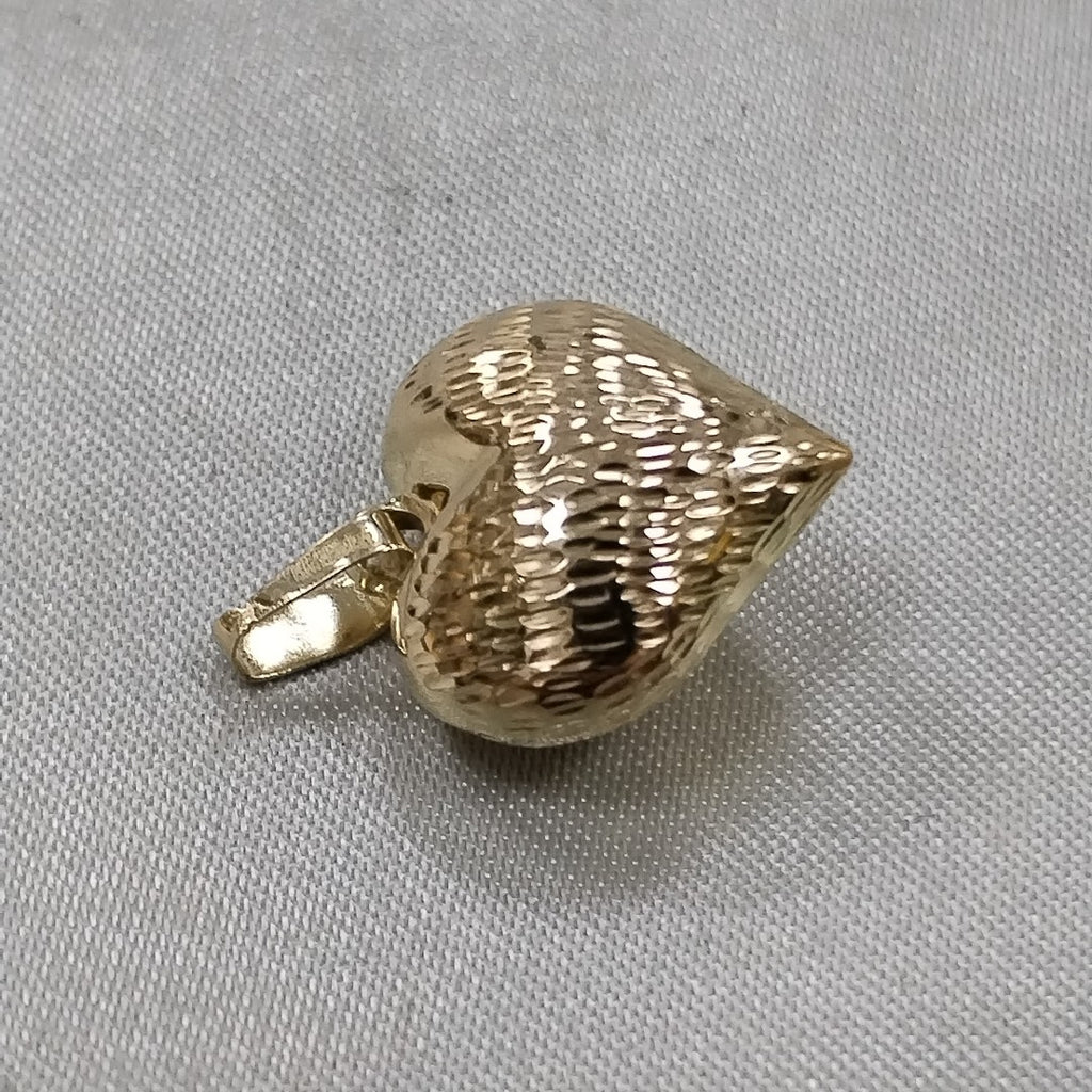 DIJE TEJIDO CORAZON LABRADO 14K 1.1 GR (NUEVO)