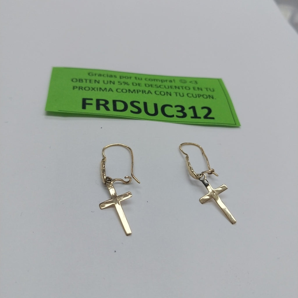 ARETES PAR ORO 10 K 0.8 GRMS (SEMINUEVO)