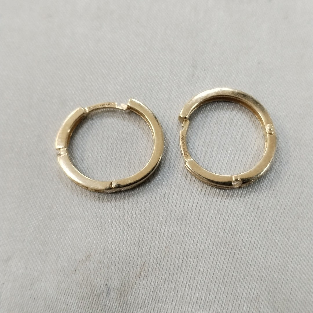 ARETES ARRACADAS LISAS 14K 2.3 GR (NUEVO)