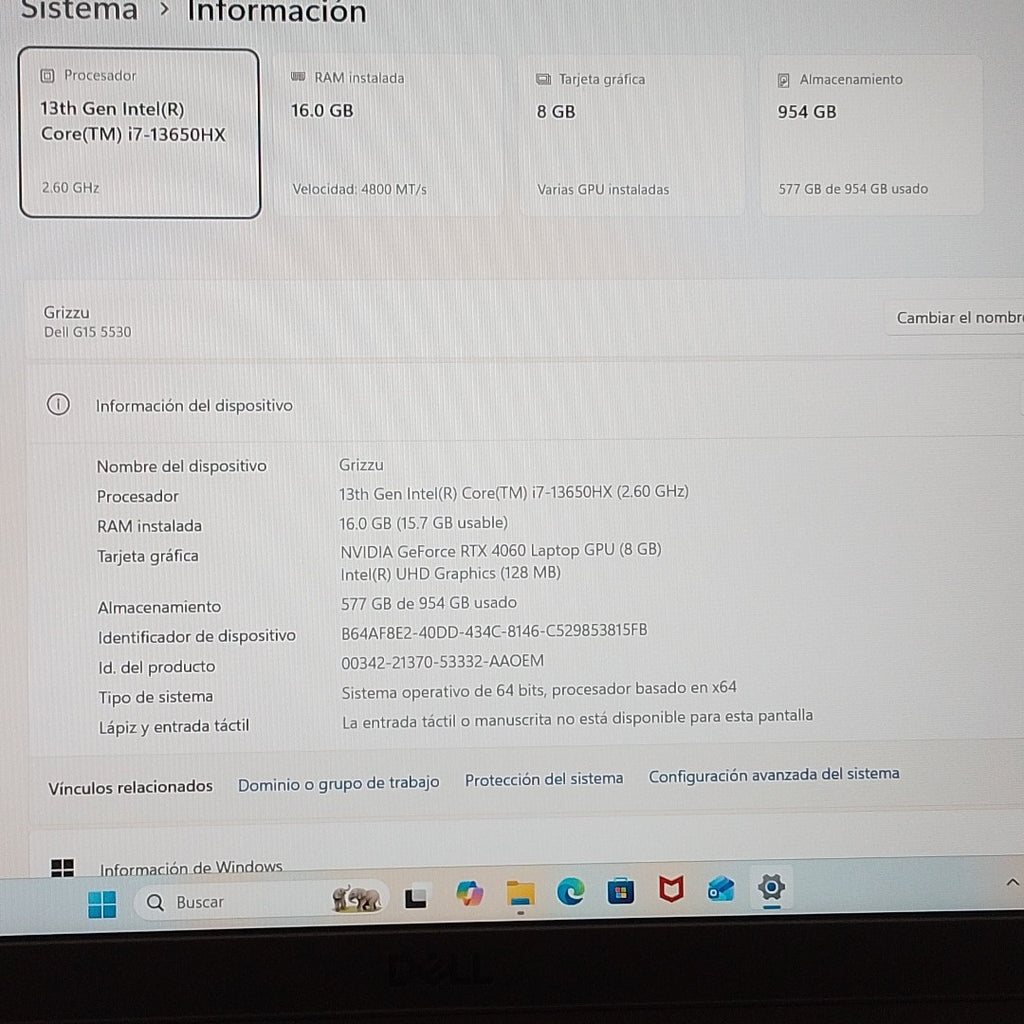 LAPTOP DELL G15 5530 (2025) 1 TB SSD 16 GB RAM (SEMINUEVO)