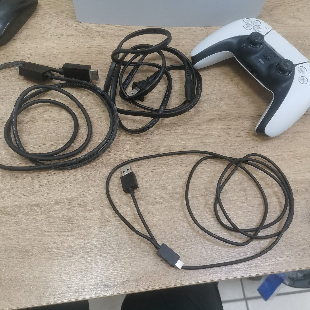 CONSOLA DE VIDEOJUEGO SONY PS5 825 SSD (SEMINUEVO)