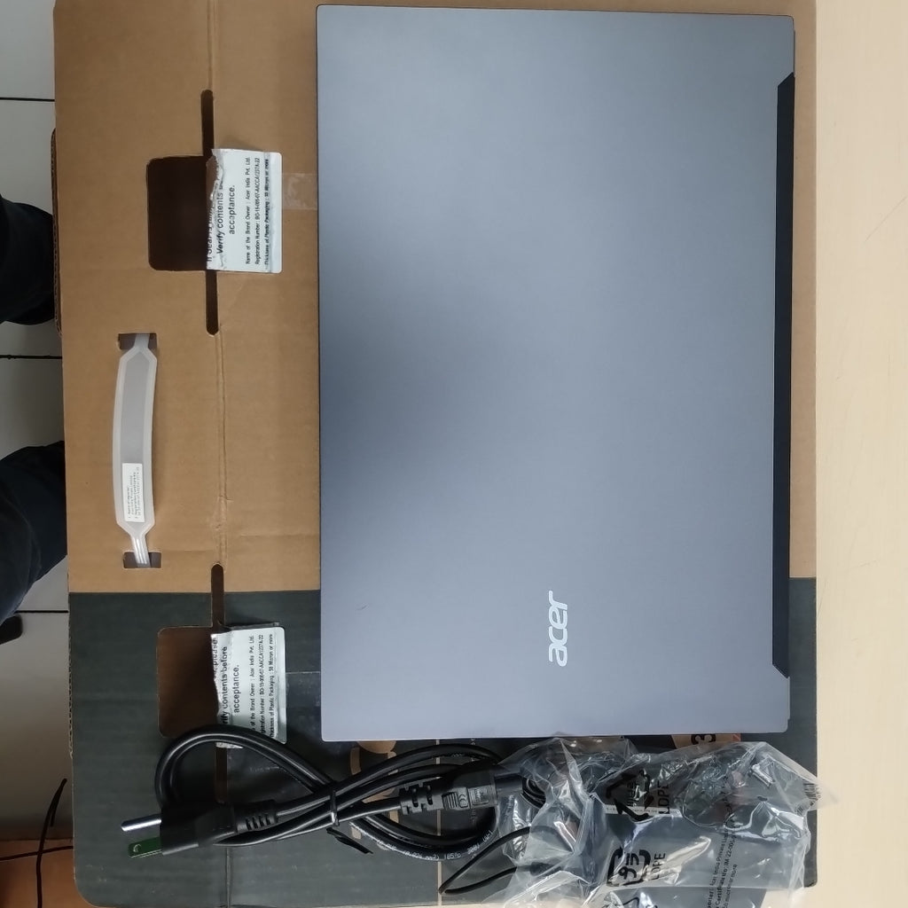 LAPTOP ACER ASPIRE LITE 15 AL15-41P-R03U (2024) 512 GB SSD 16 GB RAM (SEMINUEVO)