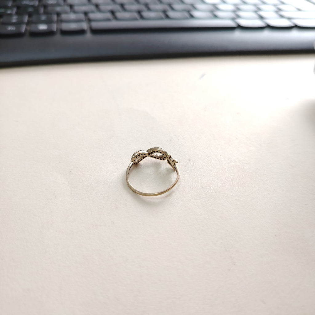 ANILLO CONMEMORATIVO ORO 10 K 1.1 GRMS (SEMINUEVO)