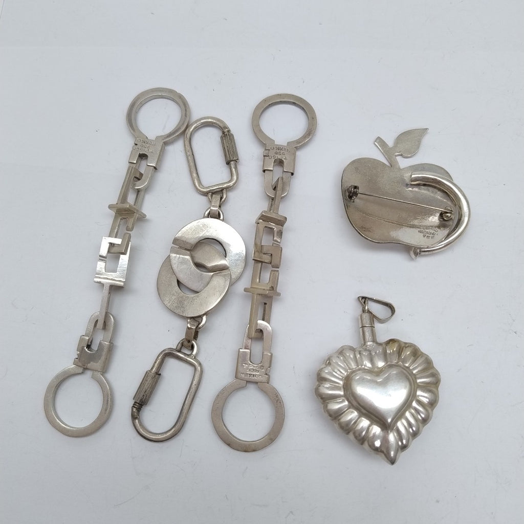 DIJE, LLAVERO, PRENDEDOR PLATA 126 GRMS (SEMINUEVO)