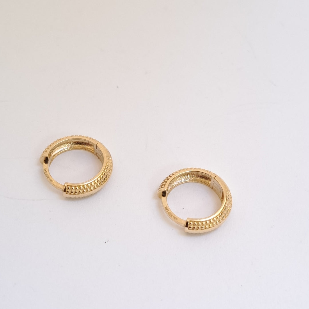 HUGGIES ORO 14K 1.9 (NUEVO)