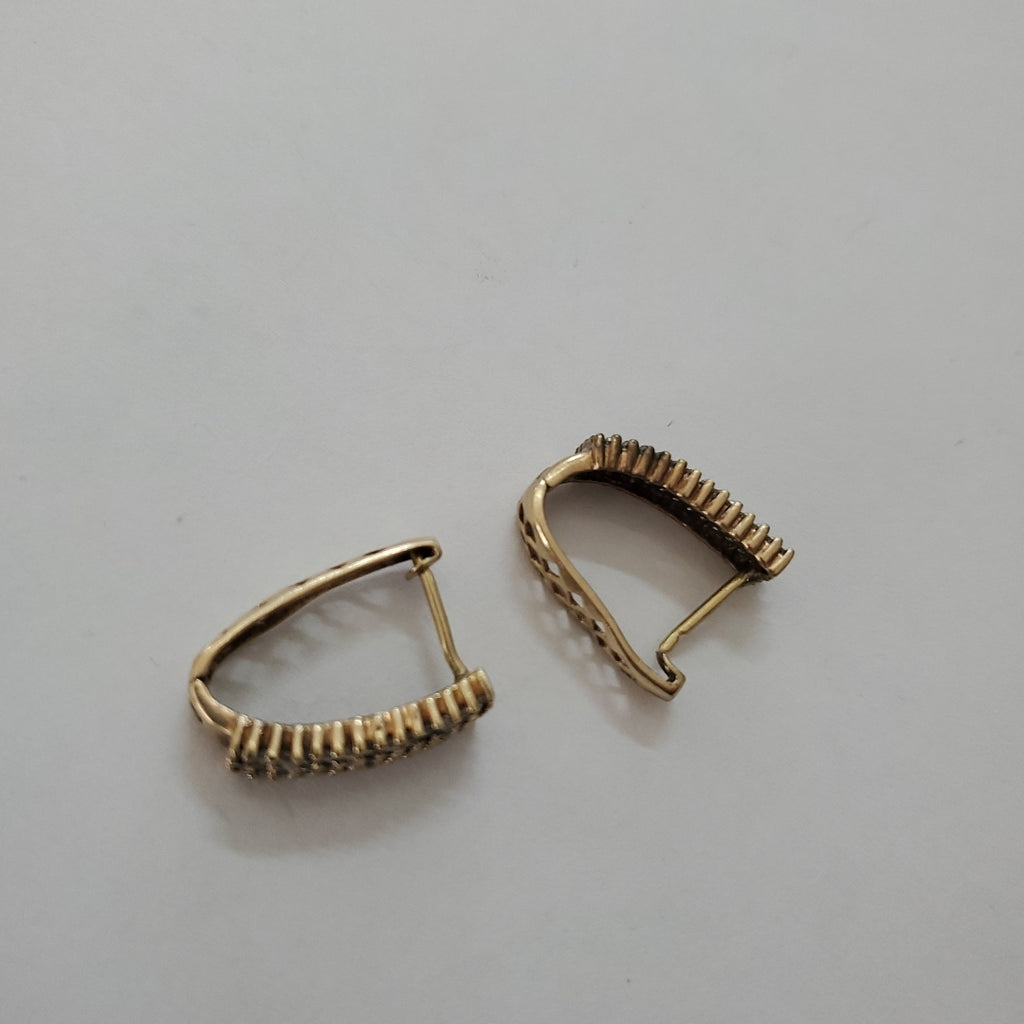ARETES PAR ORO 10 K 4.2 GRMS (SEMINUEVO)