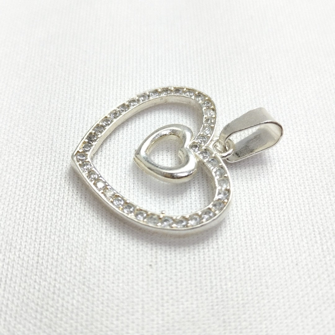 DIJE CORAZON C/CIRCONIAS PLATA .925 2.7 GR (NUEVO)