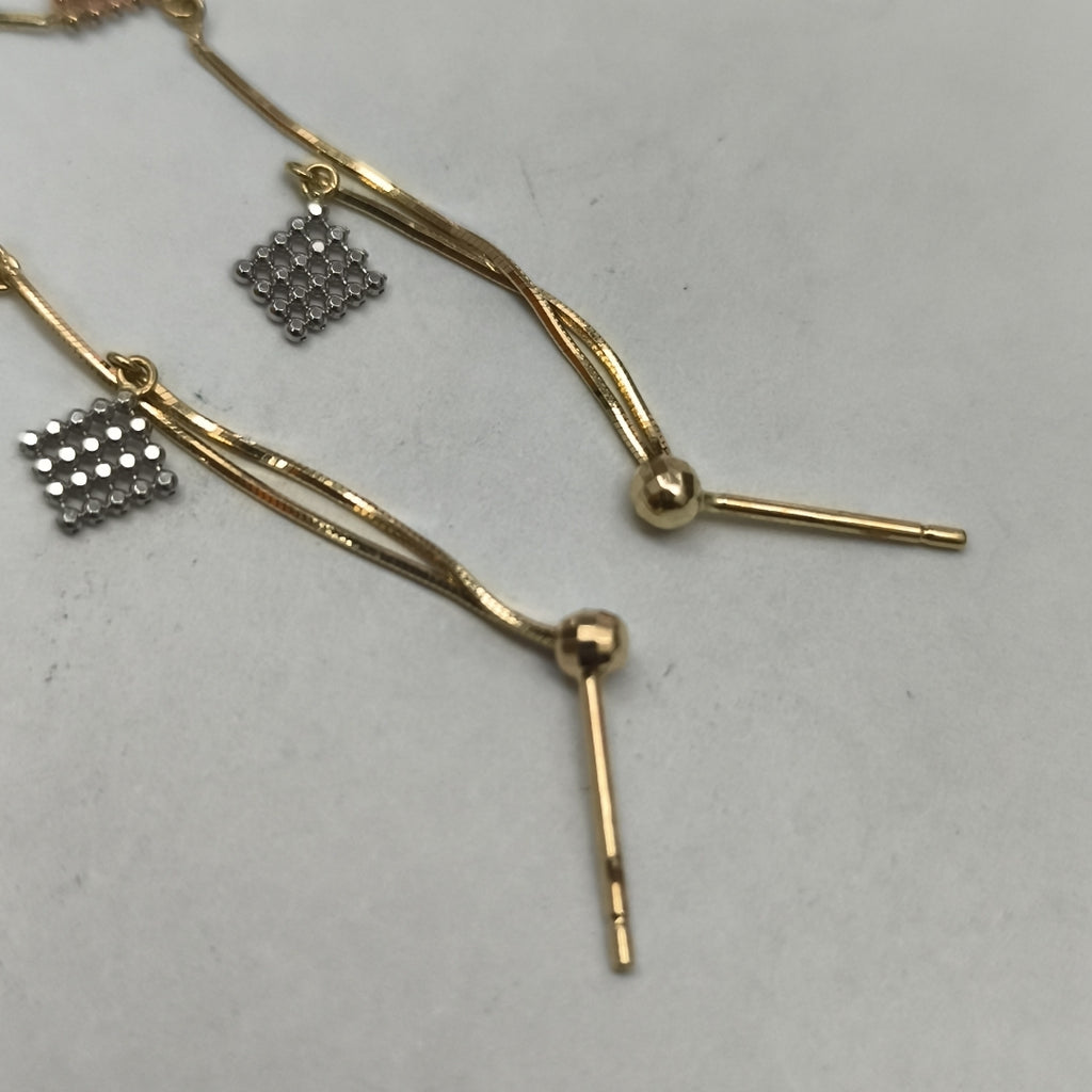 ARETES PAR ORO COMBINADO 14 K 1.4 GRMS (SEMINUEVO)