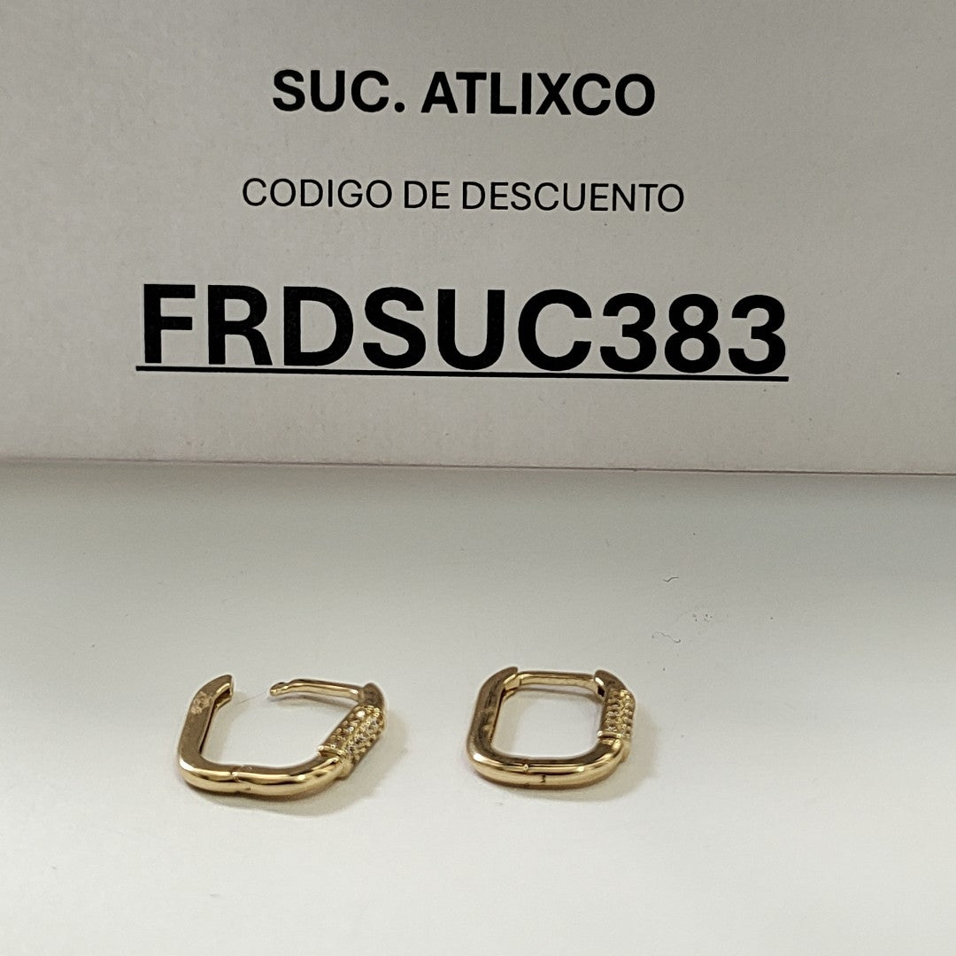 ARETES HUGGIES OVALADA C CIRCONIAS 14K 2.5 GR (NUEVO)